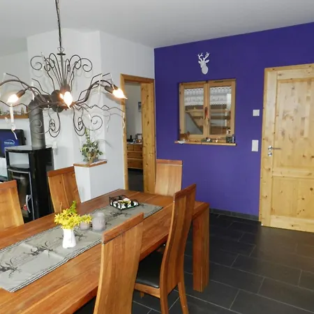 Апартаменты Panorama- Appartement-fewo- Dusche Oder Bad- Wc 7-bettwohnung By Interhome Цвайзиммен