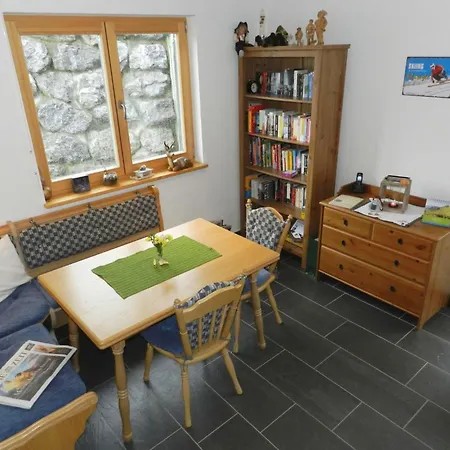 Appartement Panorama- Appartement-fewo- Dusche Oder Bad- Wc 7-bettwohnung By Interhome *