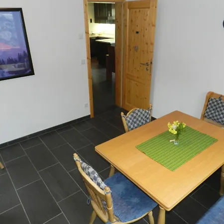 Panorama- Appartement-fewo- Dusche Oder Bad- Wc 7-bettwohnung By Interhome Zweisimmen