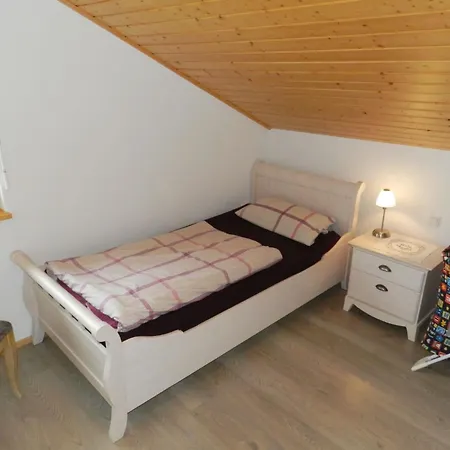 Panorama- Appartement-fewo- Dusche Oder Bad- Wc 7-bettwohnung By Interhome Цвайзиммен